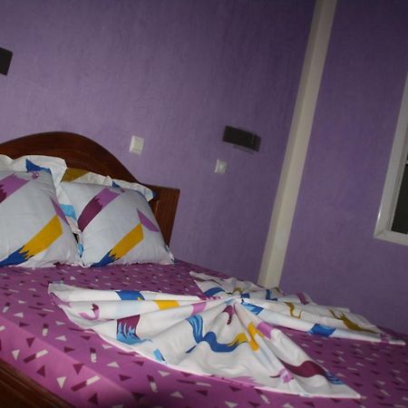Hotel-Le-Parisien Brazzaville Bagian luar foto