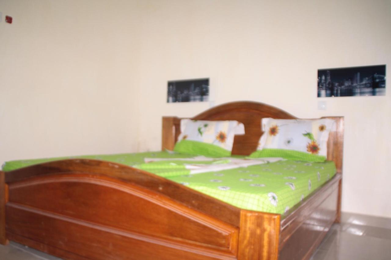 Hotel-Le-Parisien Brazzaville Bagian luar foto