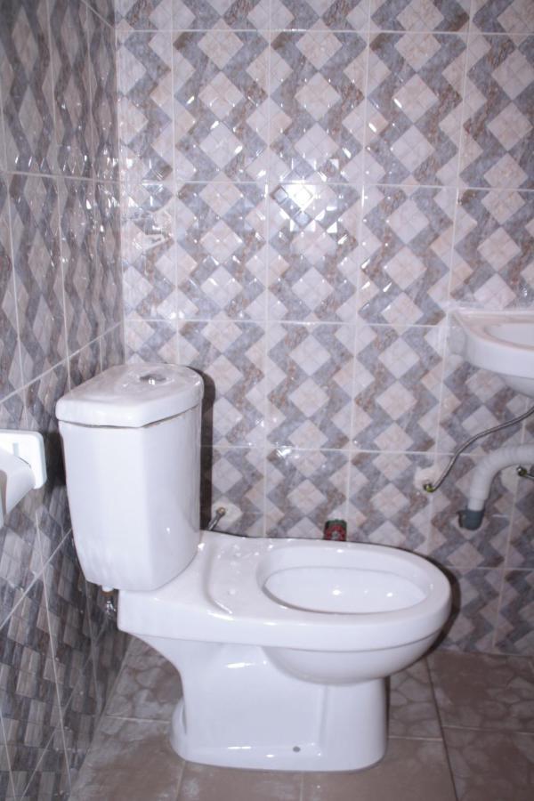 Hotel-Le-Parisien Brazzaville Bagian luar foto