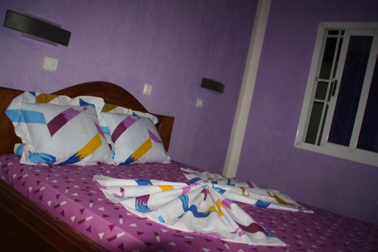 Hotel-Le-Parisien Brazzaville Bagian luar foto