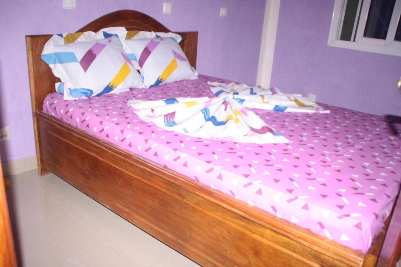 Hotel-Le-Parisien Brazzaville Bagian luar foto