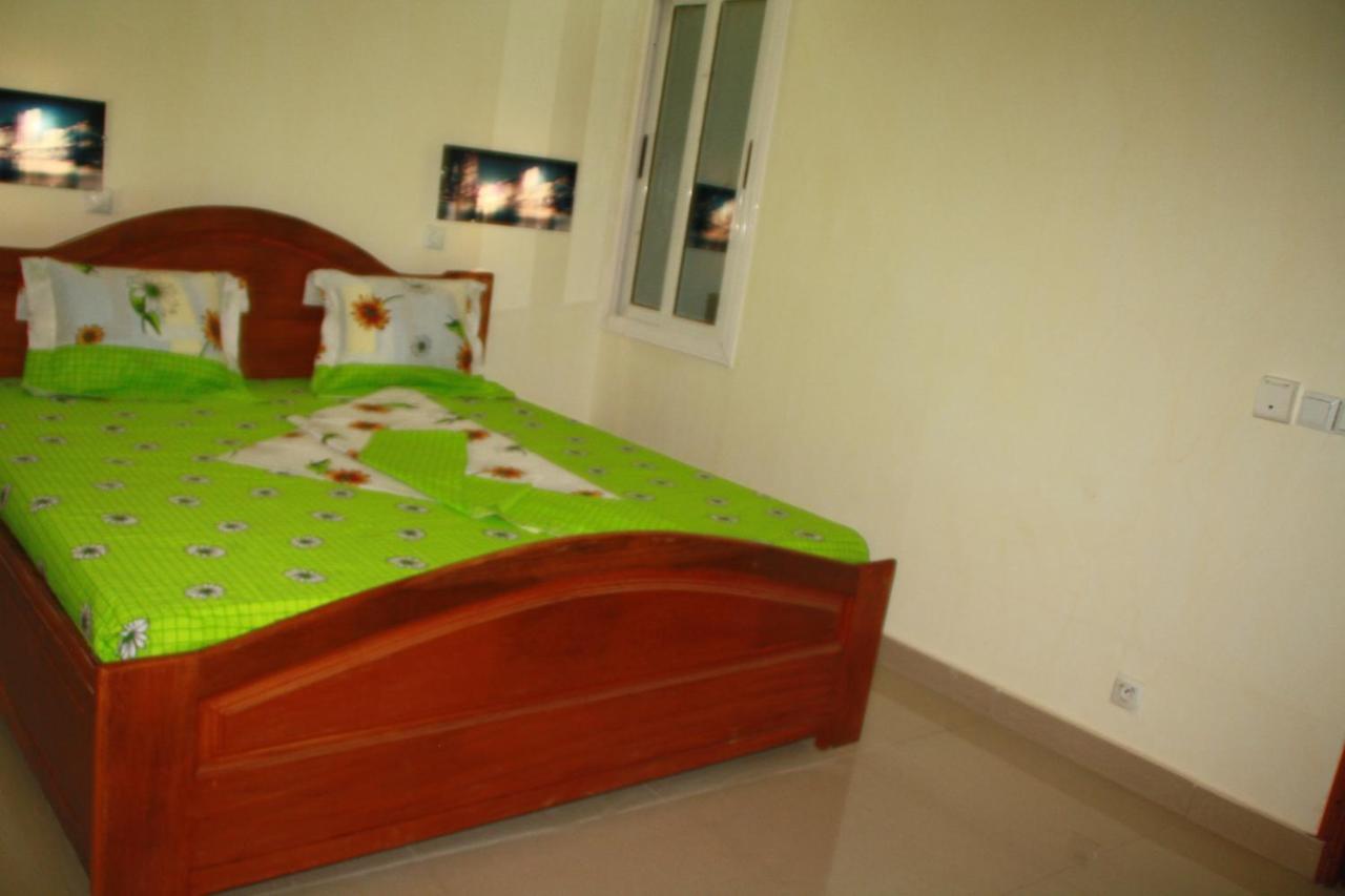 Hotel-Le-Parisien Brazzaville Bagian luar foto