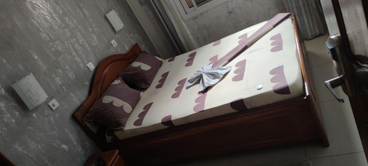 Hotel-Le-Parisien Brazzaville Bagian luar foto